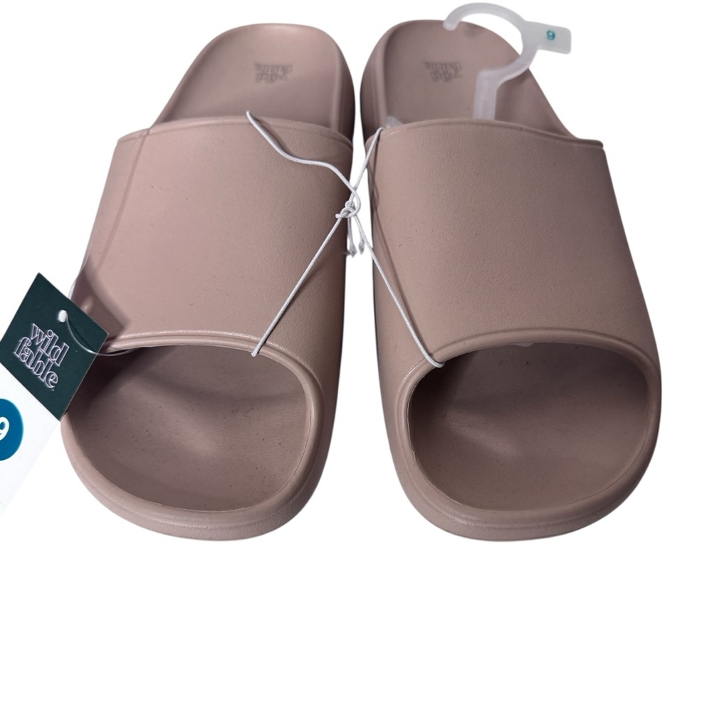 Wild Fable Blush Slide Girls Sandals NEW size 3